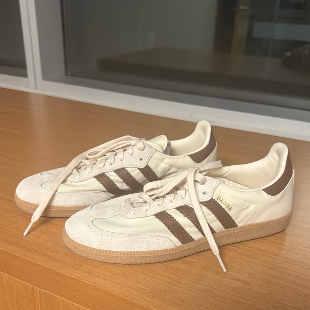 Adidas Sambas (brown & cream)
